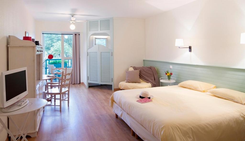 Residence Les Grands Pins Greoux-les-Bains Room photo