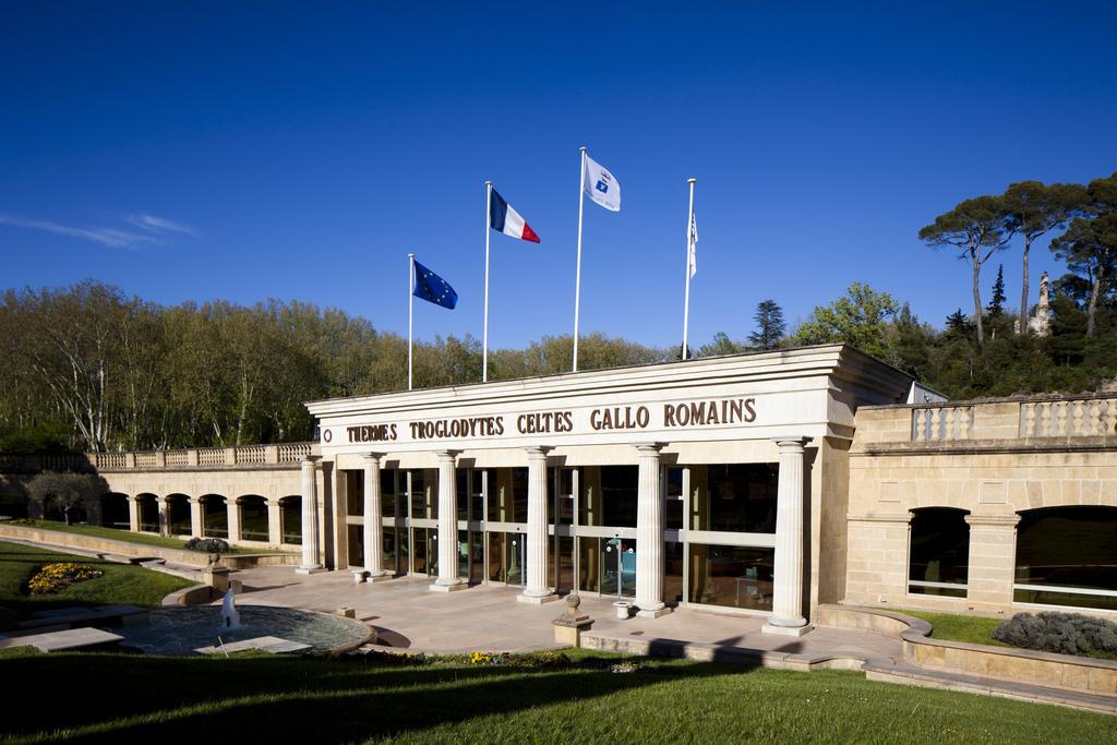 Residence Les Grands Pins Greoux-les-Bains Exterior photo